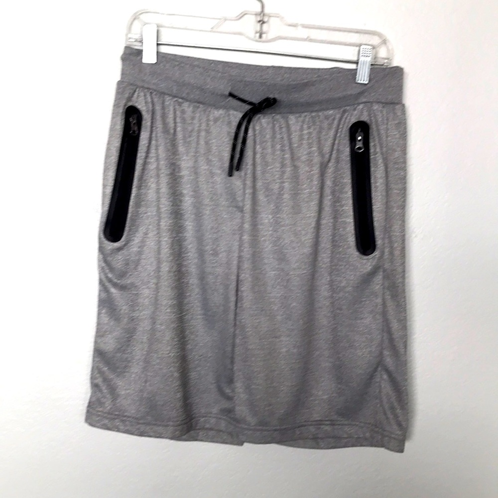 ORIGINAL DELUX SHORTS WITH ZIPPER POCKETS SIZE LARGE BLACK& GREY